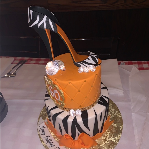 Meet your Posher, Charlene - Picture 1 of 1